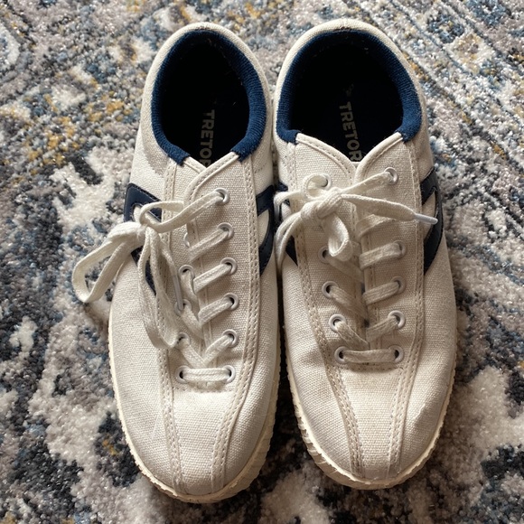 Tretorn blue and white sneakers - Picture 4 of 7